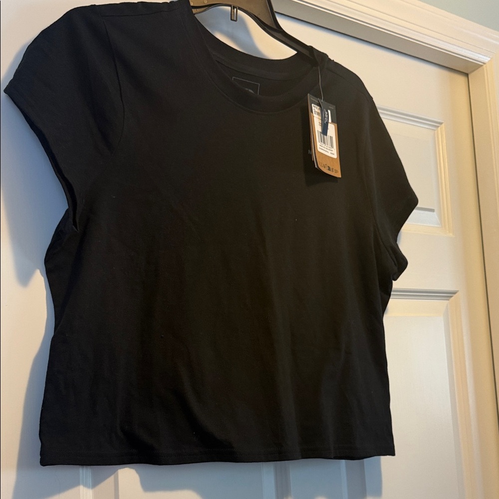 The North Face Black Crop Top XXL Womens NWT